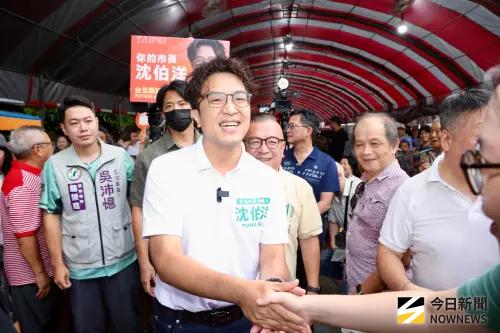 市府砍斷東門市場40年茄苳樹！沈伯洋：真的假的？離我家很近