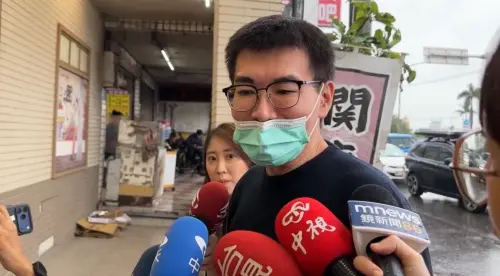 ▲趙建銘今日首度現身受訪，認了對許芊芊有好感「但是很久以前的事了」。（圖／翻攝畫面）