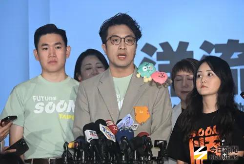 被問吸菸區扯高雄　沈伯洋酸蔣萬安：想選高雄議員？問T答K
