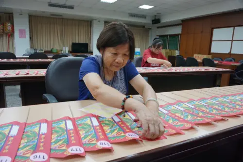 台中萬和宮中元普度 代辦供品2258桌7成轉贈弱勢