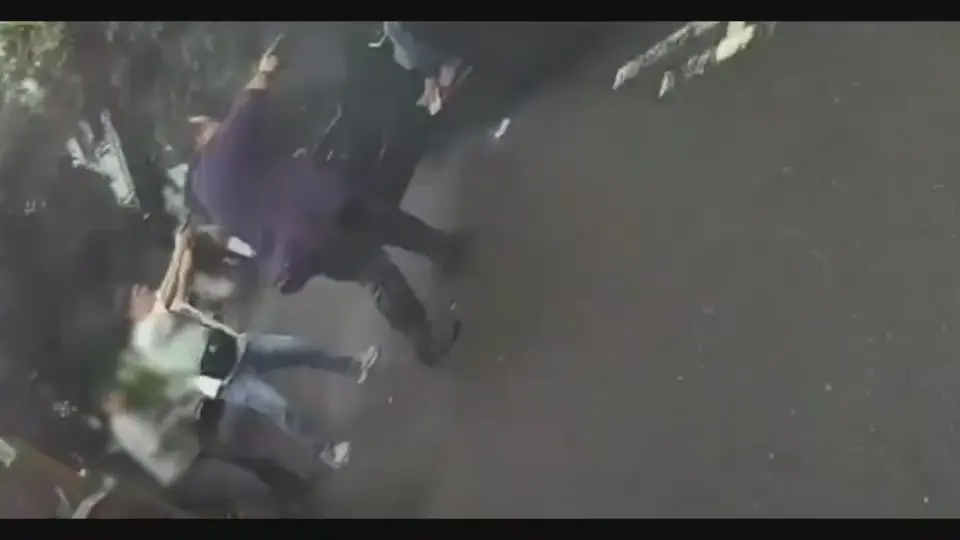 ▲毒犯駕車衝撞　台中警開16槍 毒嫌屁股中彈（圖/記者鄧力軍翻攝）