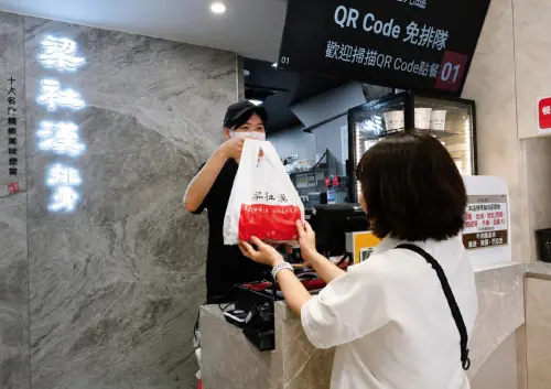八方雲集、梁社漢打造「純外帶店」　北中南3點插旗高人流商圈