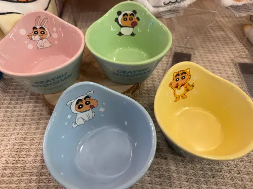 ▲陶瓷碗四入組，售價699元。（圖／記者鍾怡婷攝）