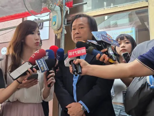 盧秀燕控總統府棄單月餅　王世堅籲收回：別沾上老鼠屎