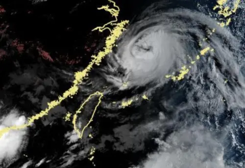 沙德爾颱風08:30發海警！氣象署：馬祖沿海列警戒　4縣市大雨特報
