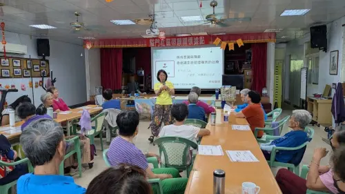 房市／用桌遊讓長輩談告別　獲信義房屋社區一家楷模獎