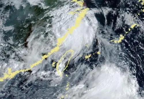 南部雲雨又來了！沙德爾深夜通過台灣北方　拉動西南風今風雨最猛
