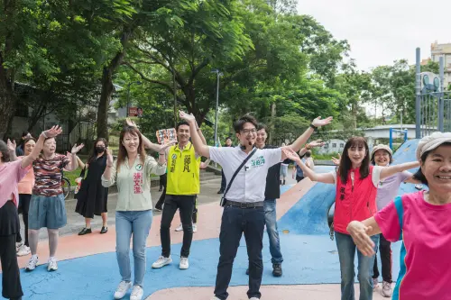 奈良美智轉發「樹蔭公平」政見　沈伯洋：討論市政很幸福