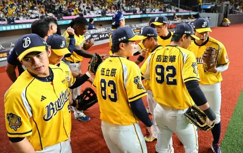 中信兄弟有望奪下半季冠軍？球評黃忠義直言：終於找到贏球方程式
