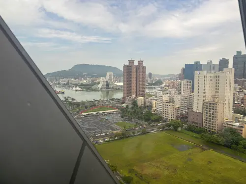 港務公司借鏡橫濱與釜山推高雄港雙軸轉型　15樓環景咖啡廳將招商