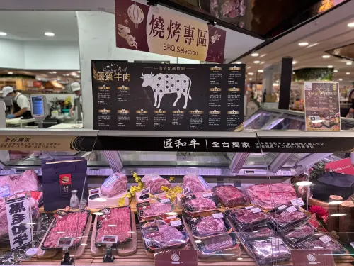 ▲中秋節Mia C'bon也精選世界級優質牛肉，推出「中秋燒肉盛宴」預購活動。（圖／記者鍾怡婷攝）