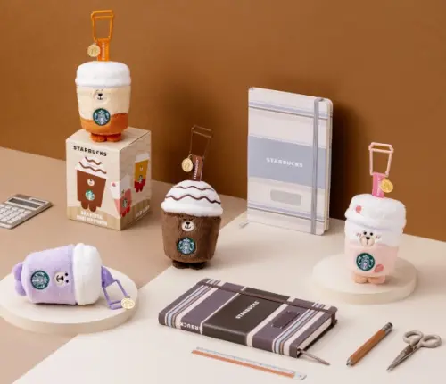 ▲4款Bearista星冰樂小熊飲料造型包盲盒。（圖／星巴克starbucks.com.tw）