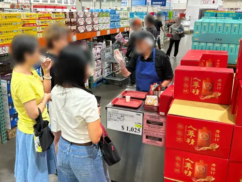 ▲老協珍人蔘精添加GABA，適合需要穩住工作節奏的現代人。（圖／NOWNEWS攝）