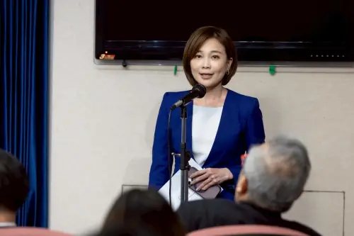 傅崐萁為砍預算鞠躬致歉！總統府：沒有真心、無法接受假道歉