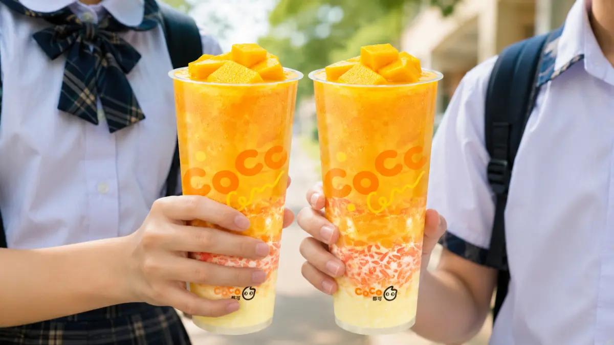 ▲CoCo都可9月手搖飲料優惠最大包！今9月2日周三好友日，大杯生椰楊枝甘露買一送一；開學好友禮任選2杯85元。新品「芒果美式、芒裡偷閒茉香凍」2杯99元常態優惠菜單一覽。（圖／CoCo都可cocofreshtea.ca）