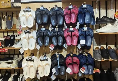 ▲牛頭牌運動鞋除了在一般店面和街邊店有販售外，也於大全聯、萬家福、愛買或其他賣場、百貨實體通路有販售。（圖／牛頭牌運動鞋臉書）