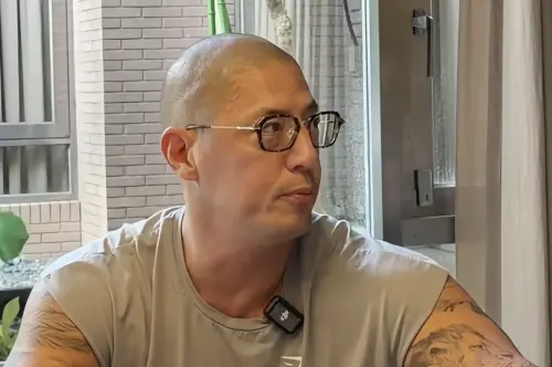 50歲蔣友柏進軍直播圈！拍小紅書影片突喊：我走在路上不會被打吧