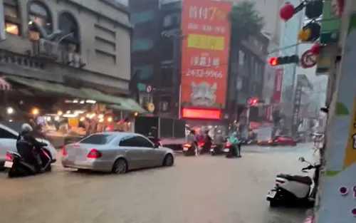 天氣／科羅旺外圍環流＋西南風！北台灣炸雨　基隆雨量破250毫米