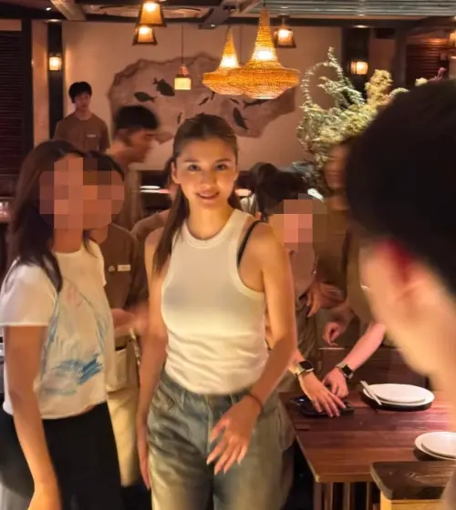 ▲吳千語近況照被網友指出臉型較為圓潤，因此猜測她懷孕了。（圖／翻攝自微博）