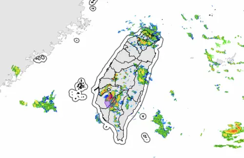 氣象署發布「大雷雨警戒」！台南、高雄國家級警報響了　慎防雨勢