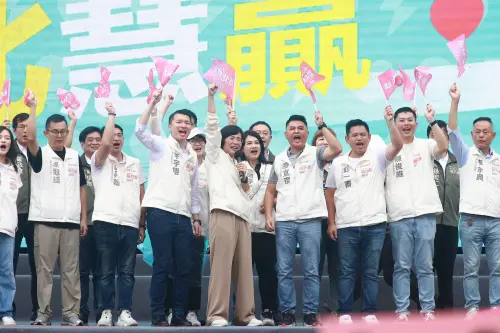 ▲蘇巧慧今成立競選總部，並與議員參選人合體。（圖／記者葉政勳攝，2026.09.05）