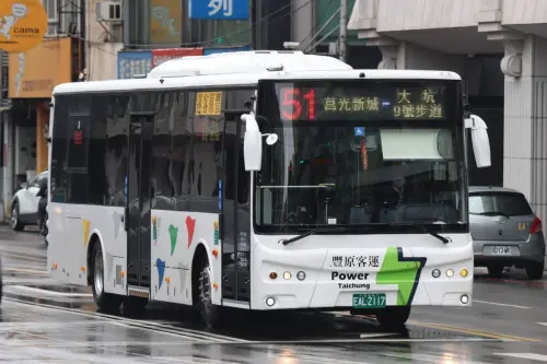 女童公車睡過站急壞　暖司機一舉動全網感動
