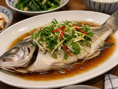 蒸魚只會放蔥薑？內行1招「鎖住多汁」　魚肉鮮嫩不腥像餐廳煮的
