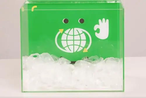▲隱形眼鏡空盒除了可交由各縣市資源回收車以外，還能拿到部分眼鏡行門市「回收換購物金」。（圖／年青人眼鏡臉書）