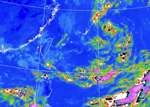 把握今明好天氣！周三東北季風襲台「北東又變天」　周五雨下最大