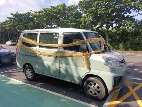 墾丁路段車內飄惡臭　警破窗驚見男子燒炭身亡
