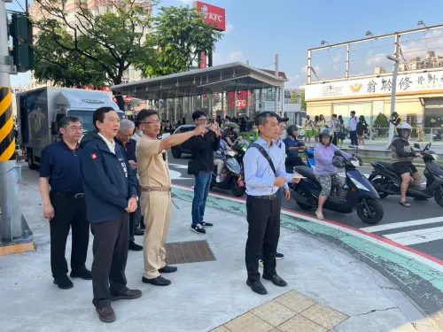 ▲吳嘉昌表示學生放學時段屬於固定且集中的通學尖峰，疏運措施必須依據實際運量及旅次方向即時調整。（圖／高市府捷運局提供）