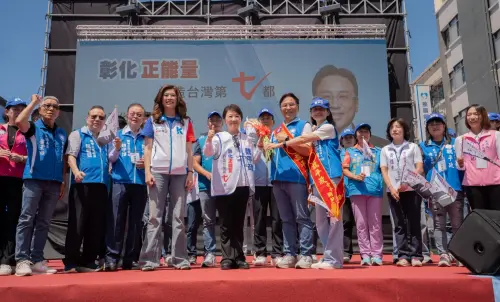 ▲魏平政競選總部成立大會雖請來台中市長盧秀燕等外縣市政治人物到場，本地議員、鄉鎮市長到的卻不多。（圖／魏平政總部提供，2026.09.08）