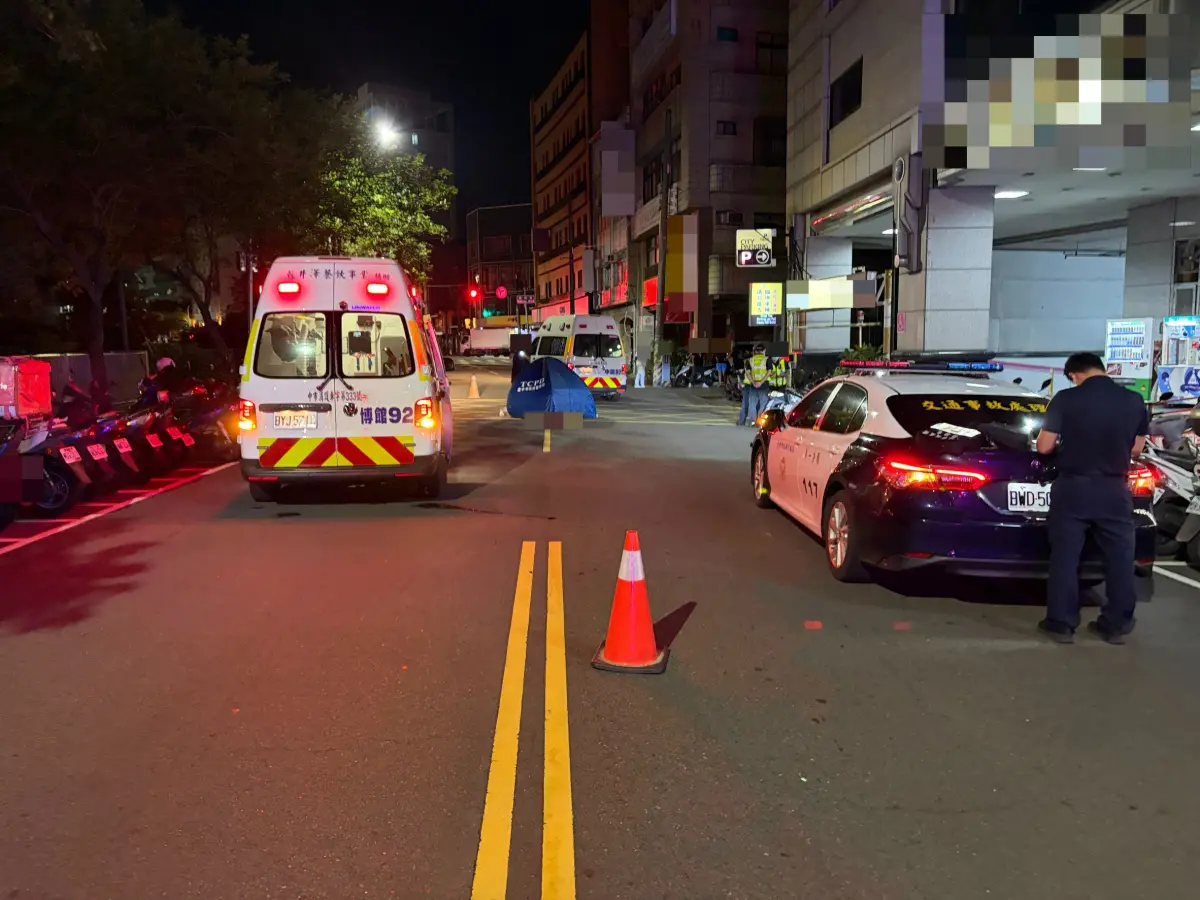 ▲護理師遭林姓男子駕駛自小客車撞擊，林男肇事後未停車查看，反而迴轉，再二度撞擊陳女，造成陳女當場死亡（圖/記者鄧力軍翻攝）