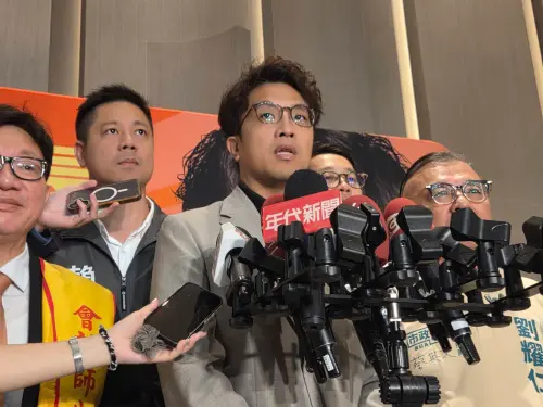 被爆咆哮醫護！李柏毅爆哭道歉駁特權　沈伯洋：應尊重第一線