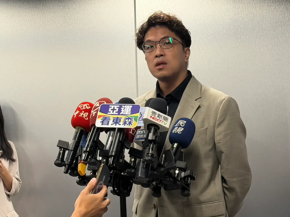 ▲沈伯洋感嘆說，若在解釋法條時，就叫做國家機器動起來，那台灣每一個主管機關都不用做事。（圖／記者陳佩君攝，2026.09.09）