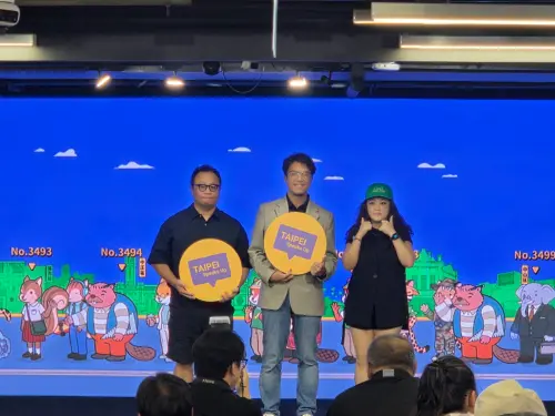 ▲沈伯洋上午舉行「《市長，你給我聽好了》市民心聲搜集平台上線」記者會。（圖／記者陳佩君攝，2026.09.09）