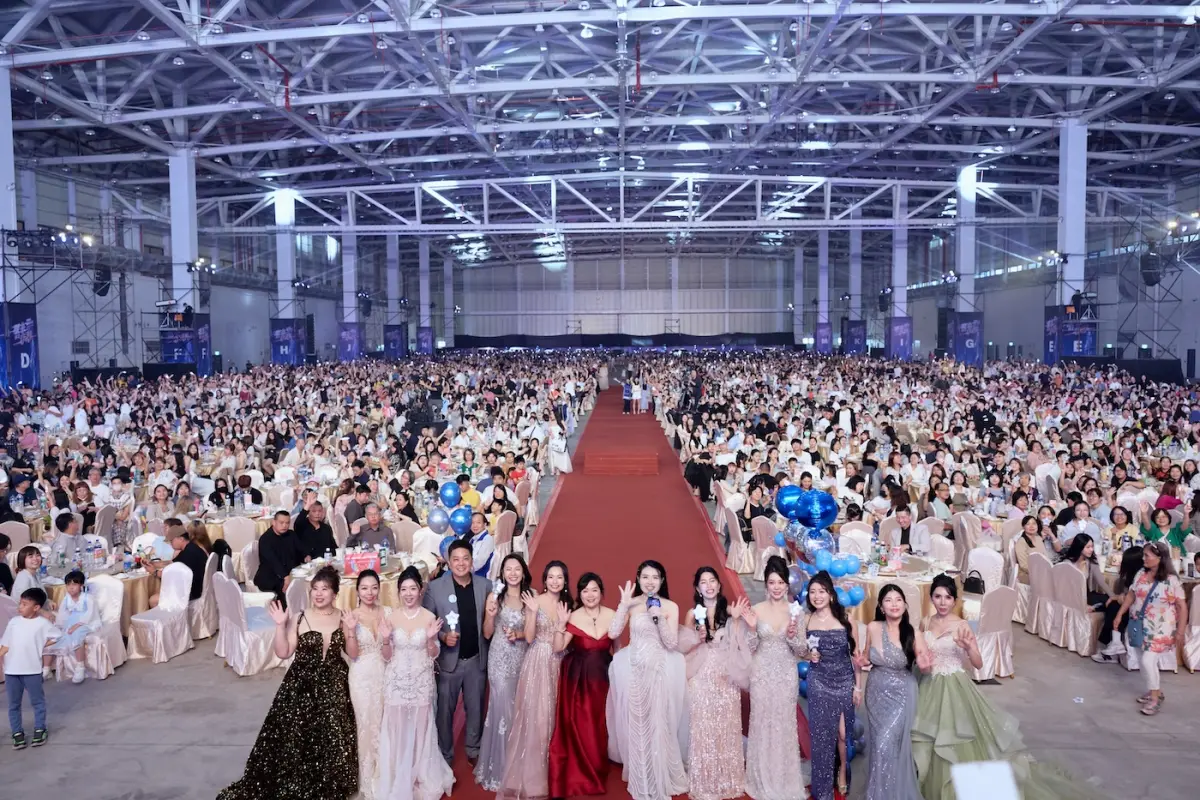 ▲品茉兒生醫2026年會暨表揚大會，現場湧入近萬人，場面超盛大。（圖／品茉兒生醫）