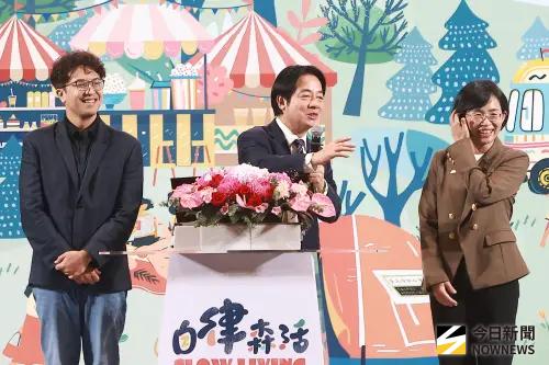 ▲ 總統賴清德（中）與民進黨台北市長參選人沈伯洋（左）、新北市長參選人蘇巧慧（右）合體。（圖／記者葉政勳攝 ,2026.09.09）
