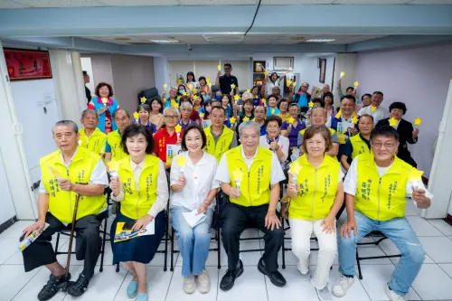助人是這輩子的志業　柯志恩提社福五政策
