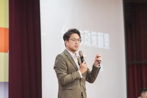 Incumbent legislator Shen Pao-yang is running for Taipei mayor as the Democratic Progressive Party’s candidate. (Shen Pao-yang Facebook)