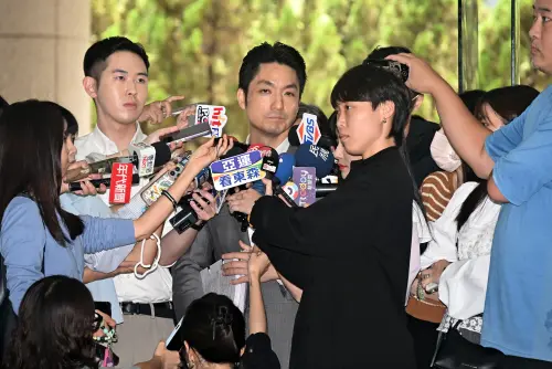 秦慧珠怨罵殷瑋害「不讀不回」　蔣萬安笑了：很多場合都會碰到