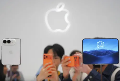 ▲iPhone Duo（圖／截自新華社）