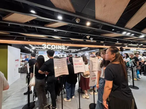 3COINS開幕首週日！整理券何時發、哪裡排隊、限購規定與必買速看