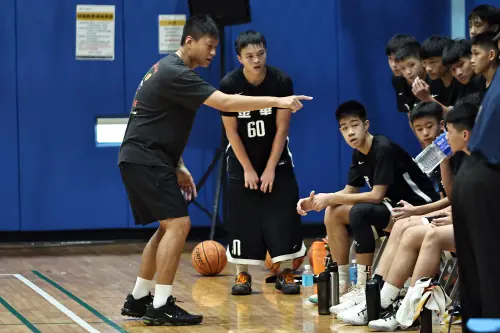 ▲信義國中在U15焦點對決中以60：40擊退JHBL衛冕軍金華國中，金華執行教練羅鎧浩坦言目前正處於八年級換血陣痛期。（圖／U19籃球聯盟提供）