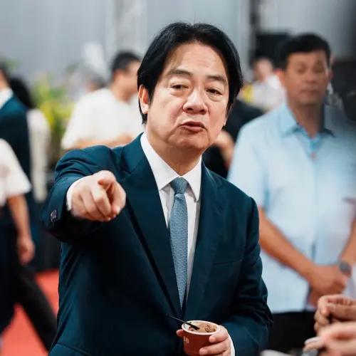 沈伯洋敢嫌中南部太甜？賴清德怒出手開戰　萬人蜂擁：不投他了