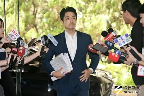 沈伯洋再酸「將帥無能」！蔣萬安不忍了：到底誰在問A答B？