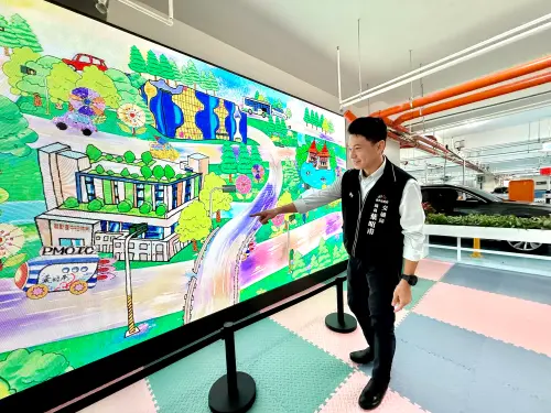 停好車別走　中市美村停車場變身交通遊樂園