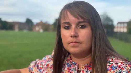 21歲被誤診腦癌末期！英女化療11年才知「白受苦」控訴：毀一生