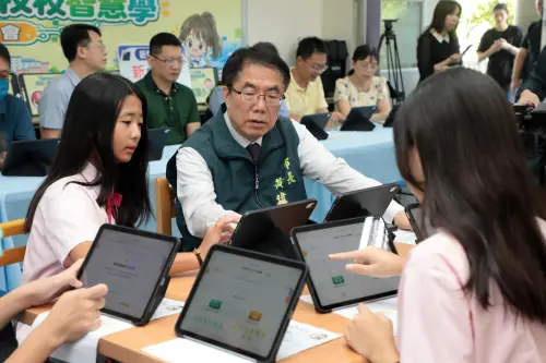 台南創全國之先推AI教育基礎建設　黃偉哲：讓AI助攻學習