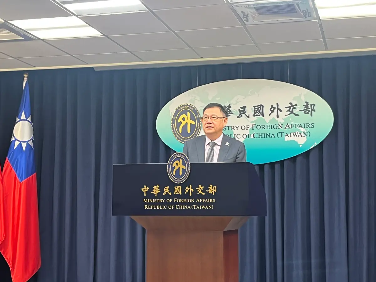 ▲外交部非政府組織國際事務會執行長江振瑋親率帛琉青年大使團出訪。（圖／記者胡郁欣攝影，2026.09.15）